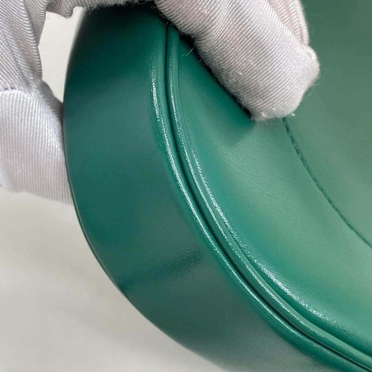 Gucci Jackie 1961 Green Leather Bag Small with Adjustable Strap For Sale 11