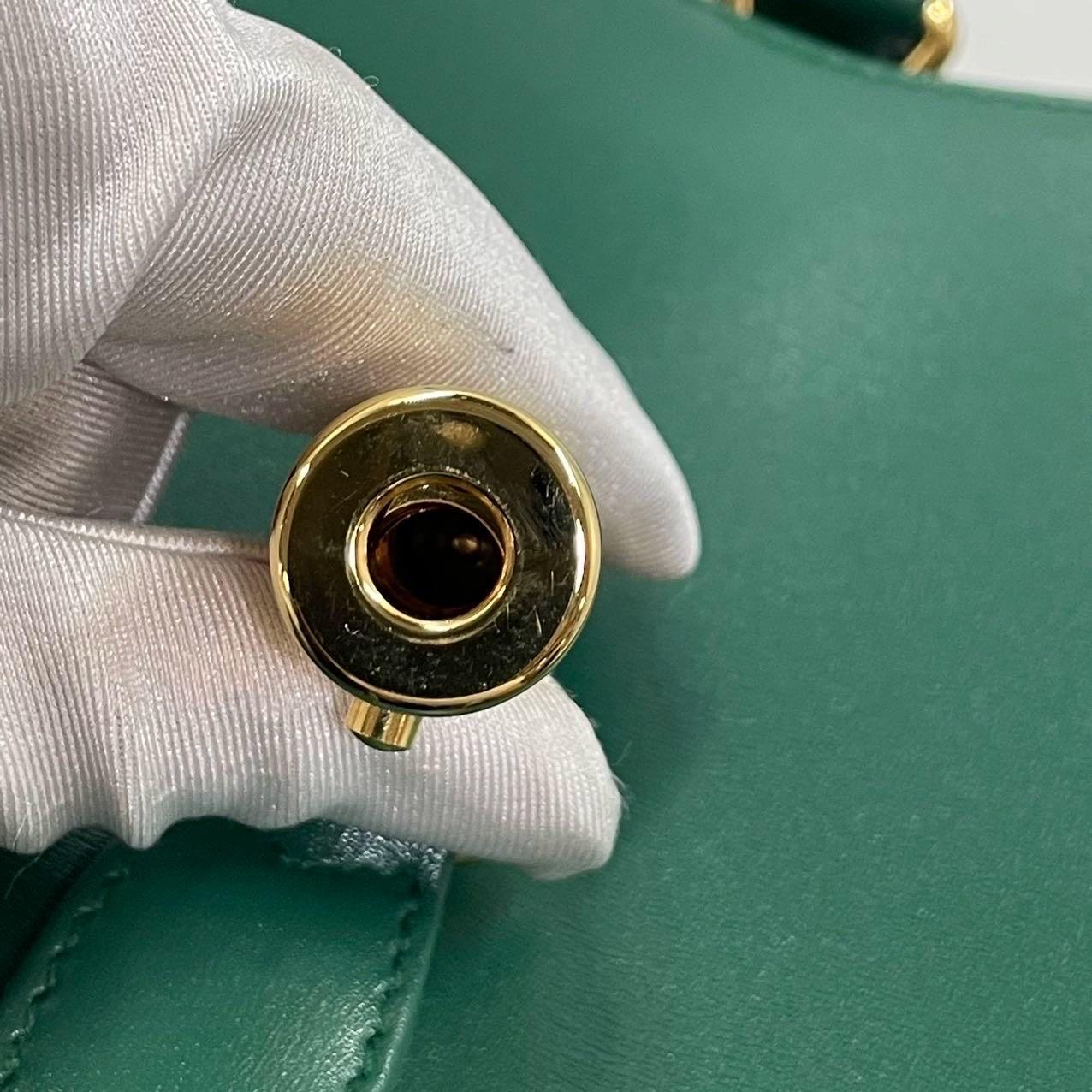 Gucci Jackie 1961 Grüne Ledertasche mit verstellbarem Riemen im Angebot 12