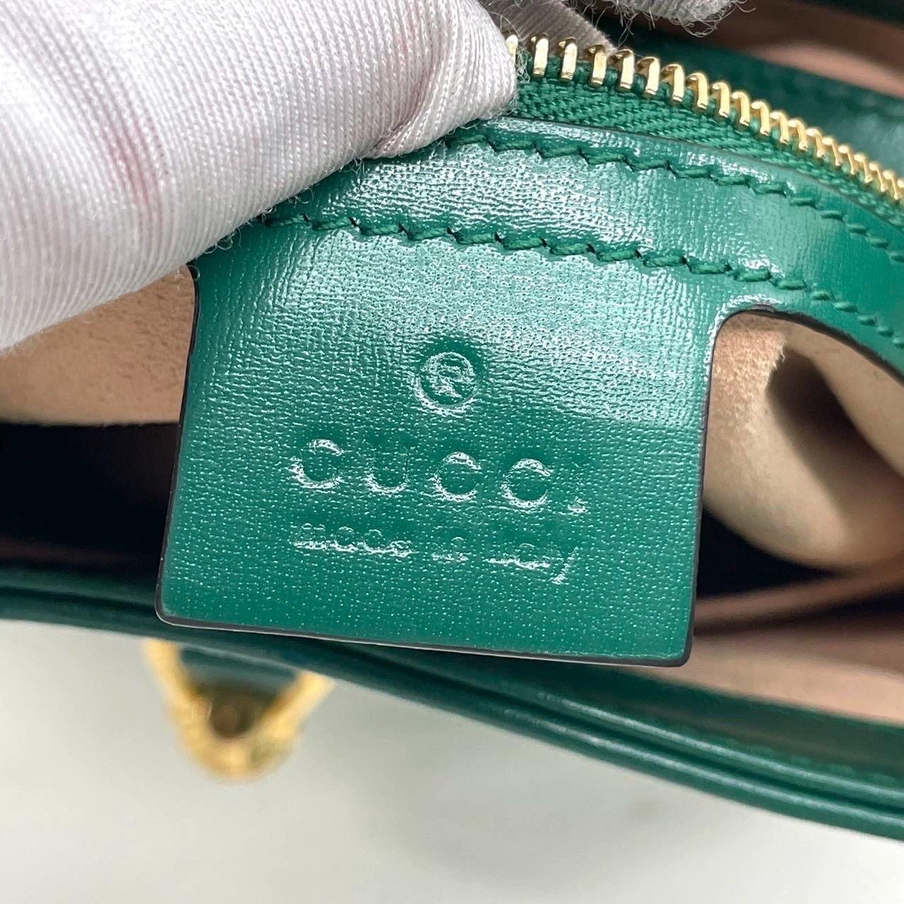 Gucci Jackie 1961 Green Leather Bag Small with Adjustable Strap For Sale 4