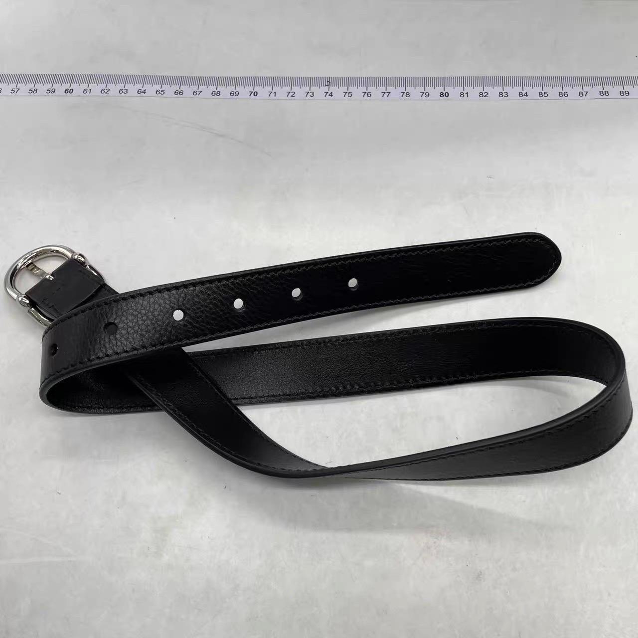 Gucci Jackie 1961 Large in pelle di vitello nera con cinturino lungo in vendita 13