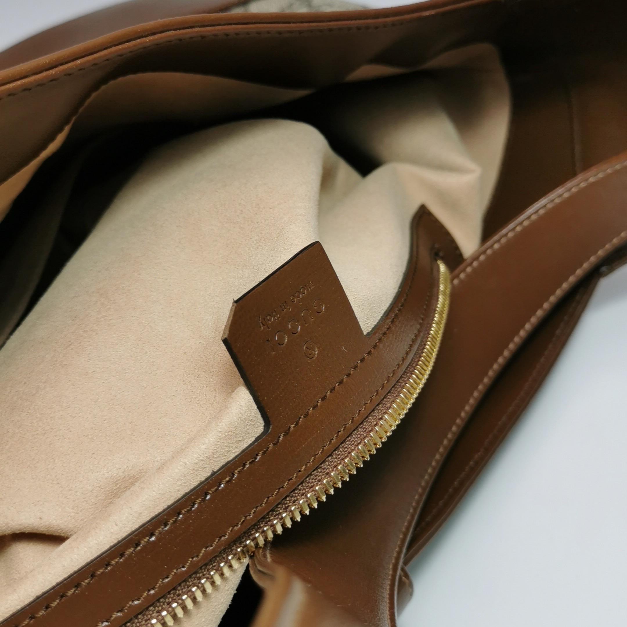 Gucci Jackie 1961 Large toile en cuir marron et Monogramme avec longue lanière en vente 12