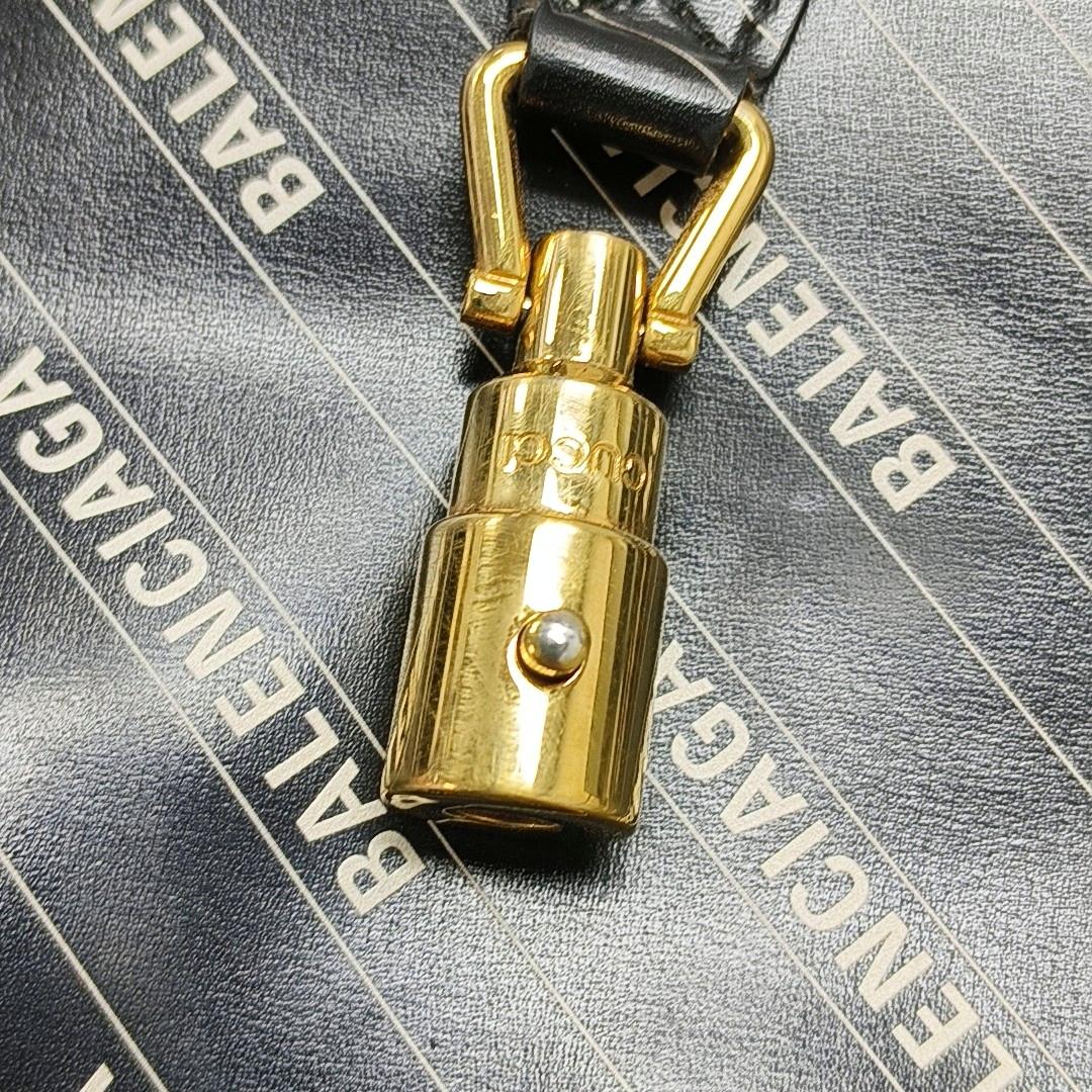 Gucci Jackie 1961 Medium Balenciaga Black Leather Bag with Strap For Sale 6