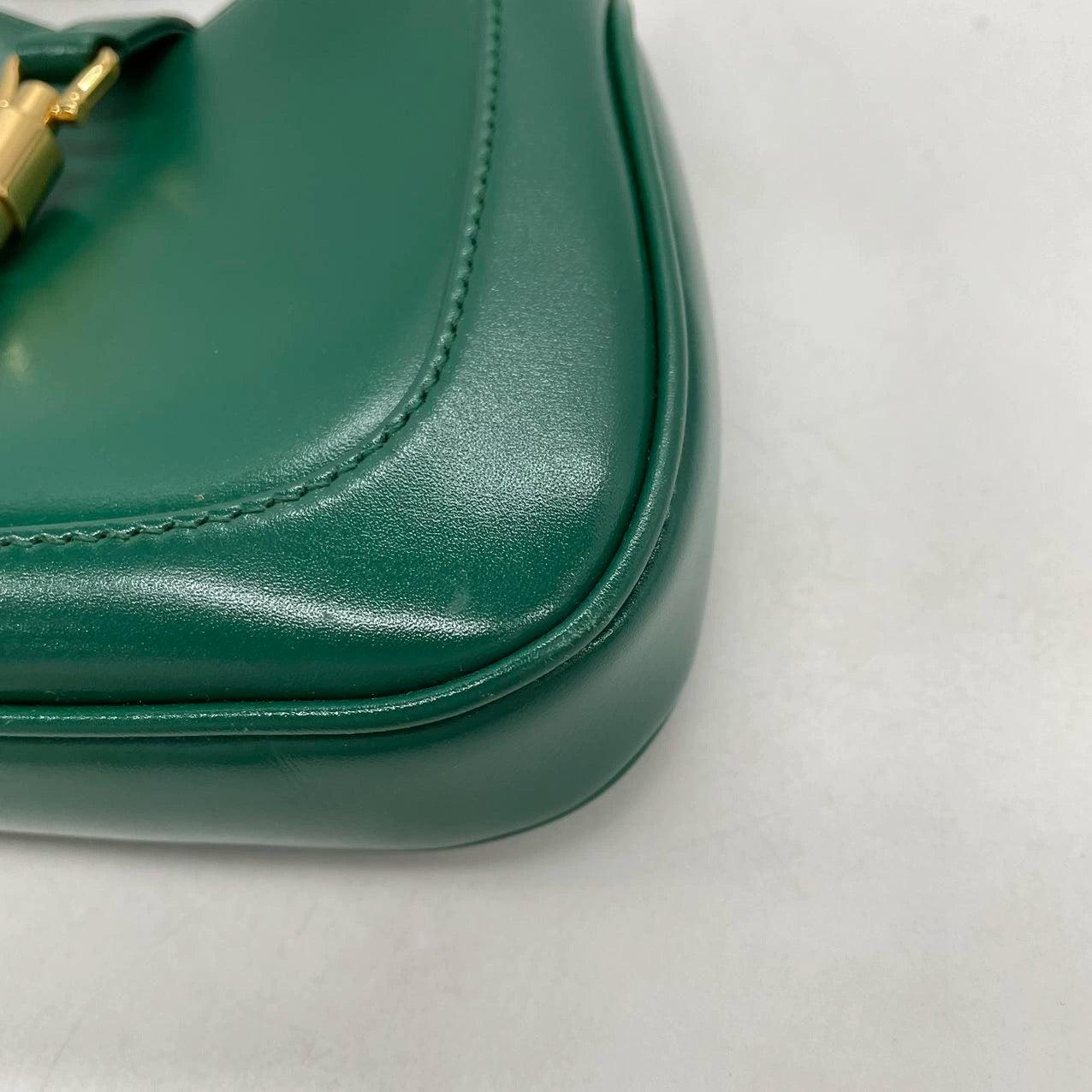 Gucci Jackie 1961 Mini Handbag in Green Leather with Adjustable Strap 10