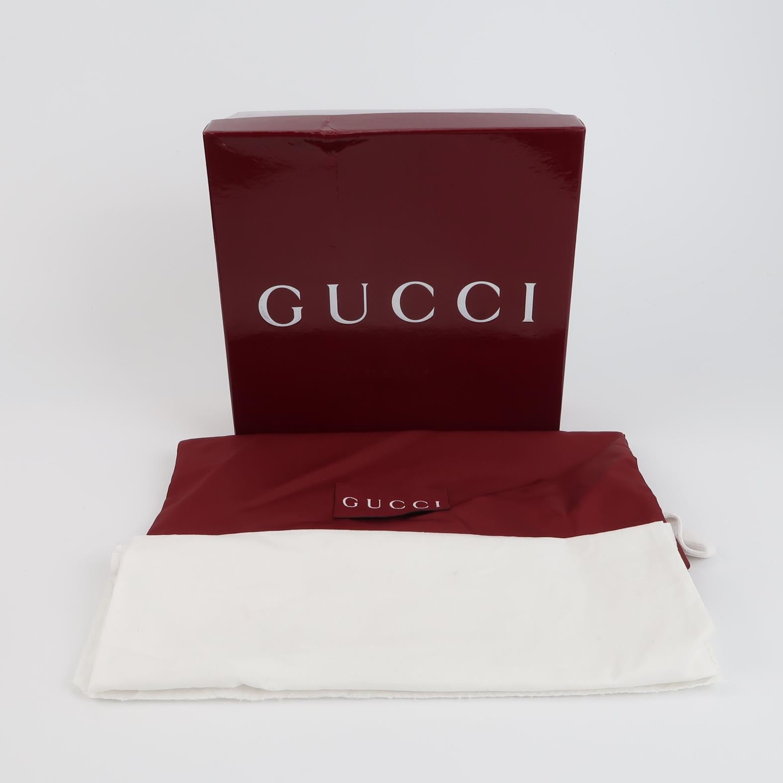 Gucci Jackie 1961 Mini Notte Burgundy Ancora Red Patent Leather Gold Chain Strap en vente 3