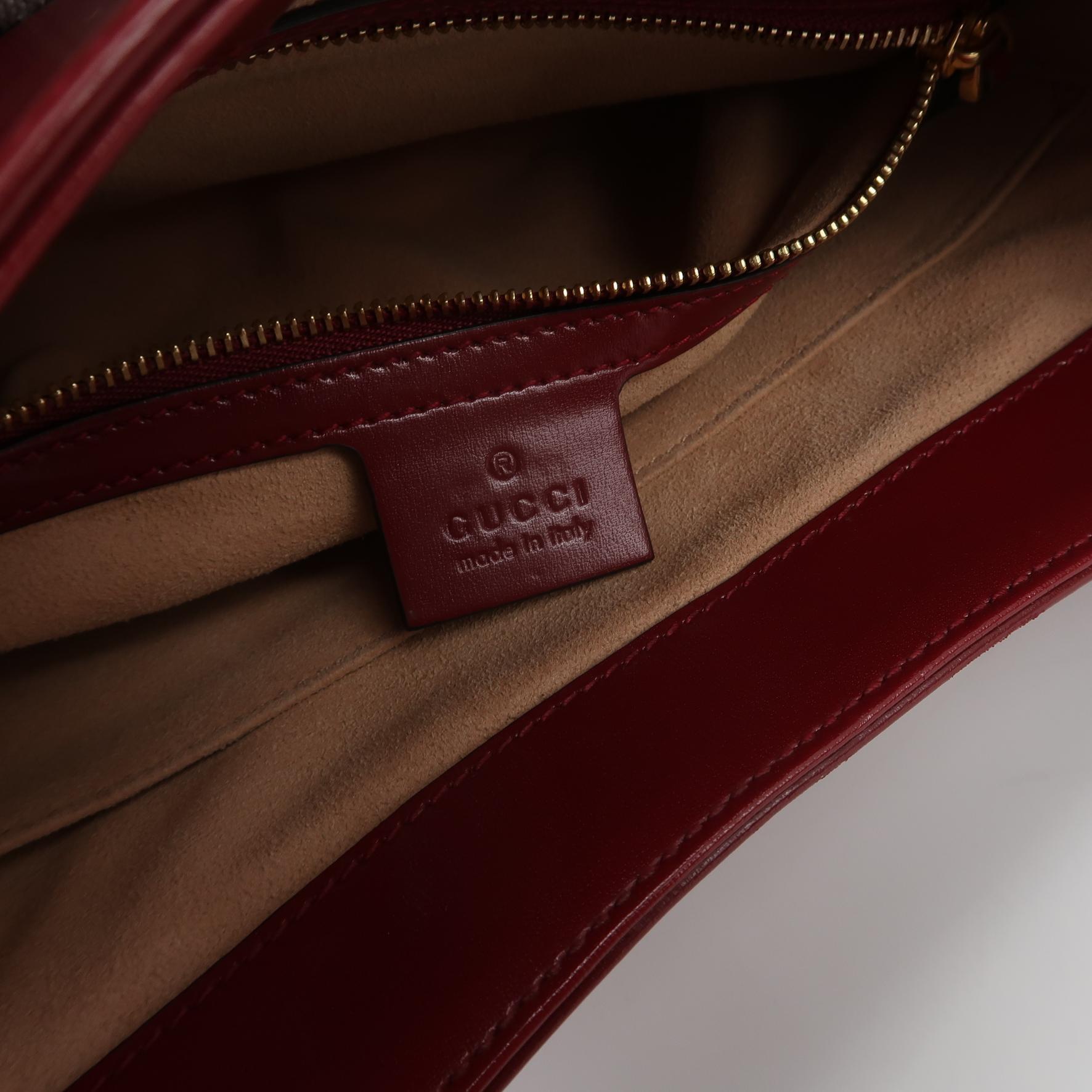 Gucci Jackie 1961 Borsa in pelle rossa bordeaux Borsa a tracolla piccola in vendita 2