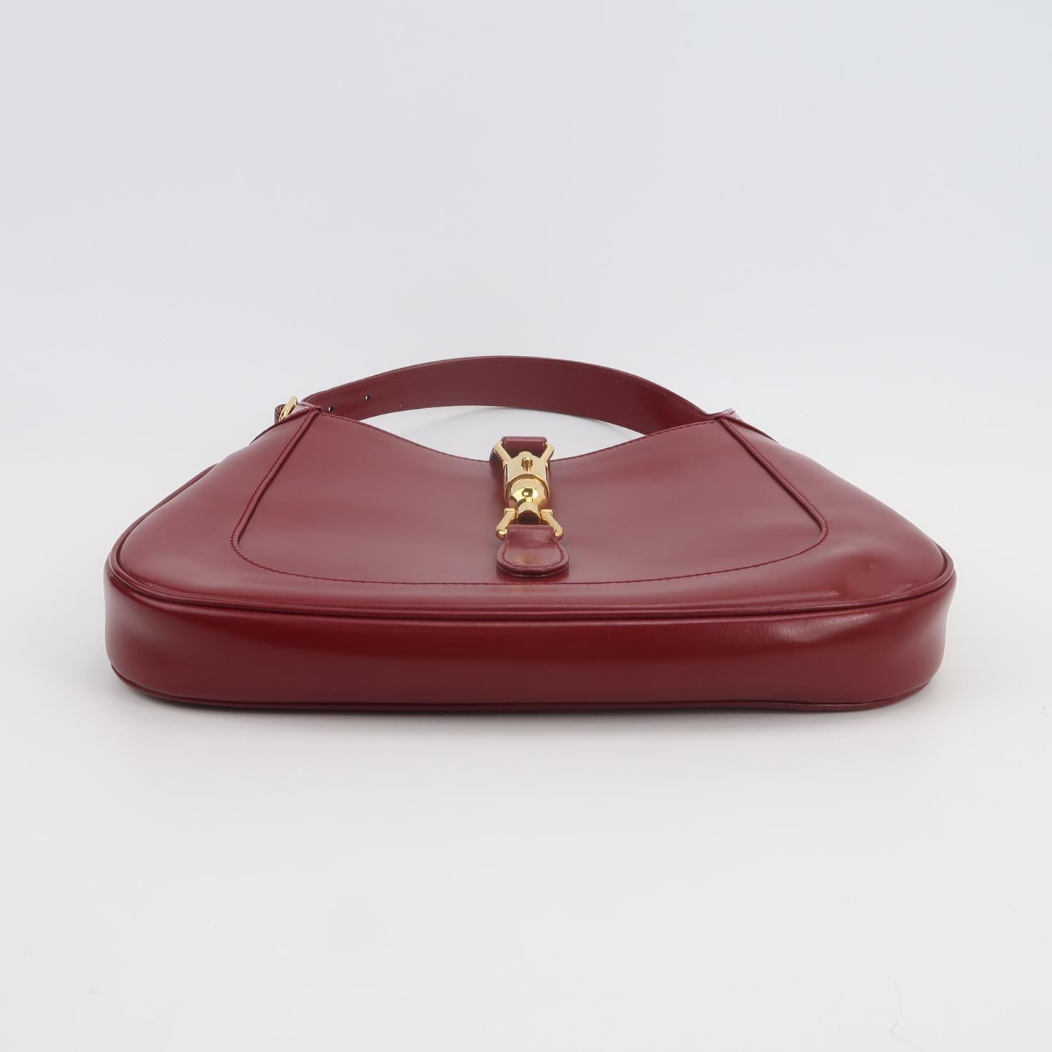 Gucci Jackie 1961 Borsa in pelle rossa bordeaux Borsa a tracolla piccola in vendita 4