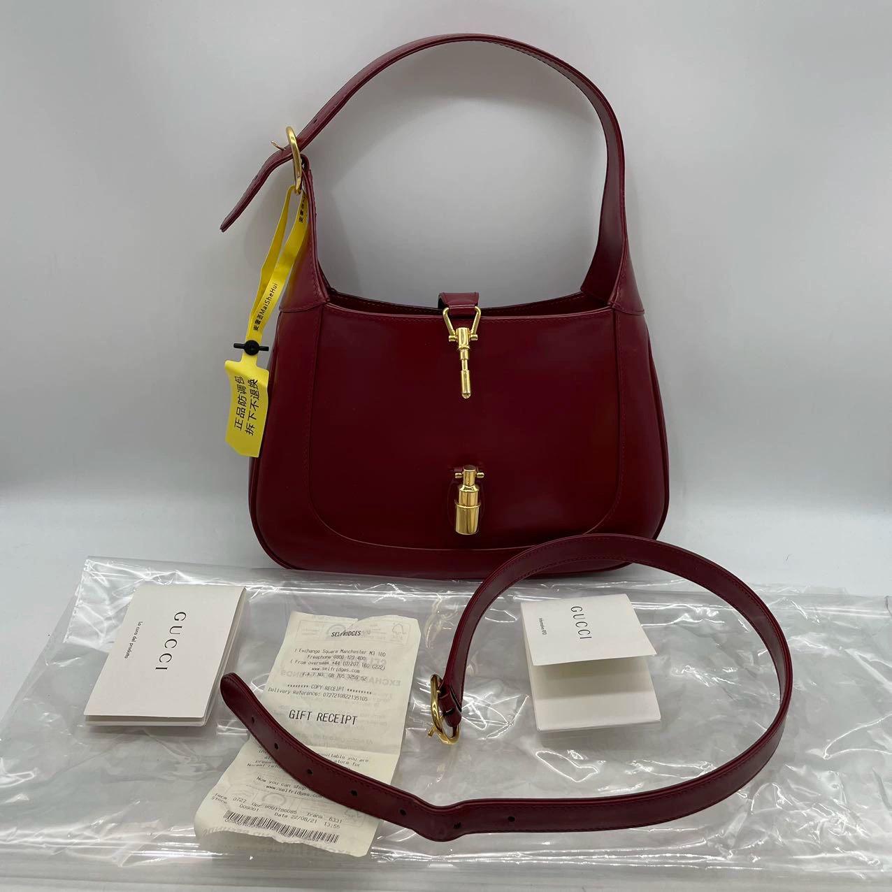 Gucci Jackie 1961 Red Leather Bag Size Small with Adjustable Strap For Sale 9