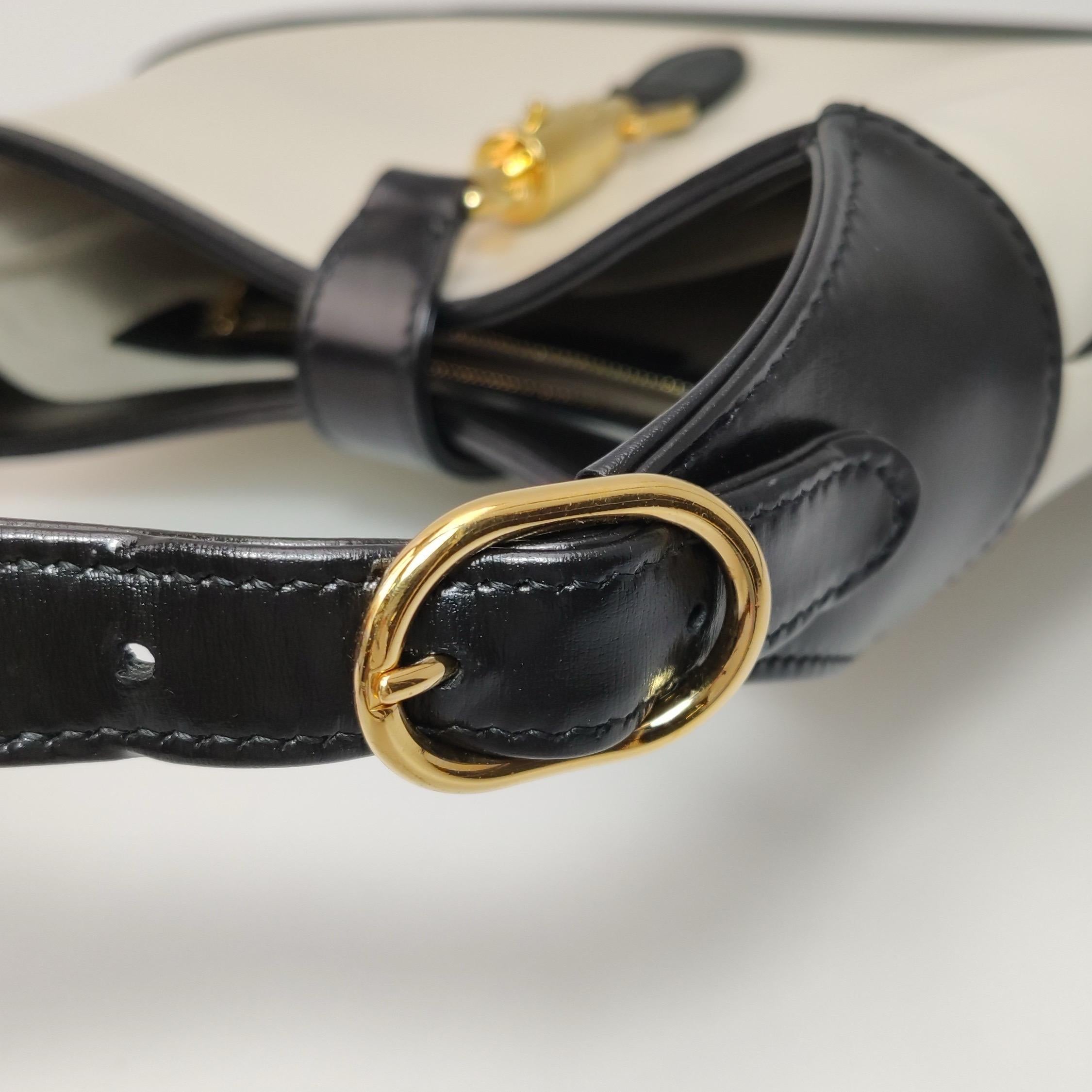 Gucci Jackie 1961 Small Black and White Leather Bag en vente 11