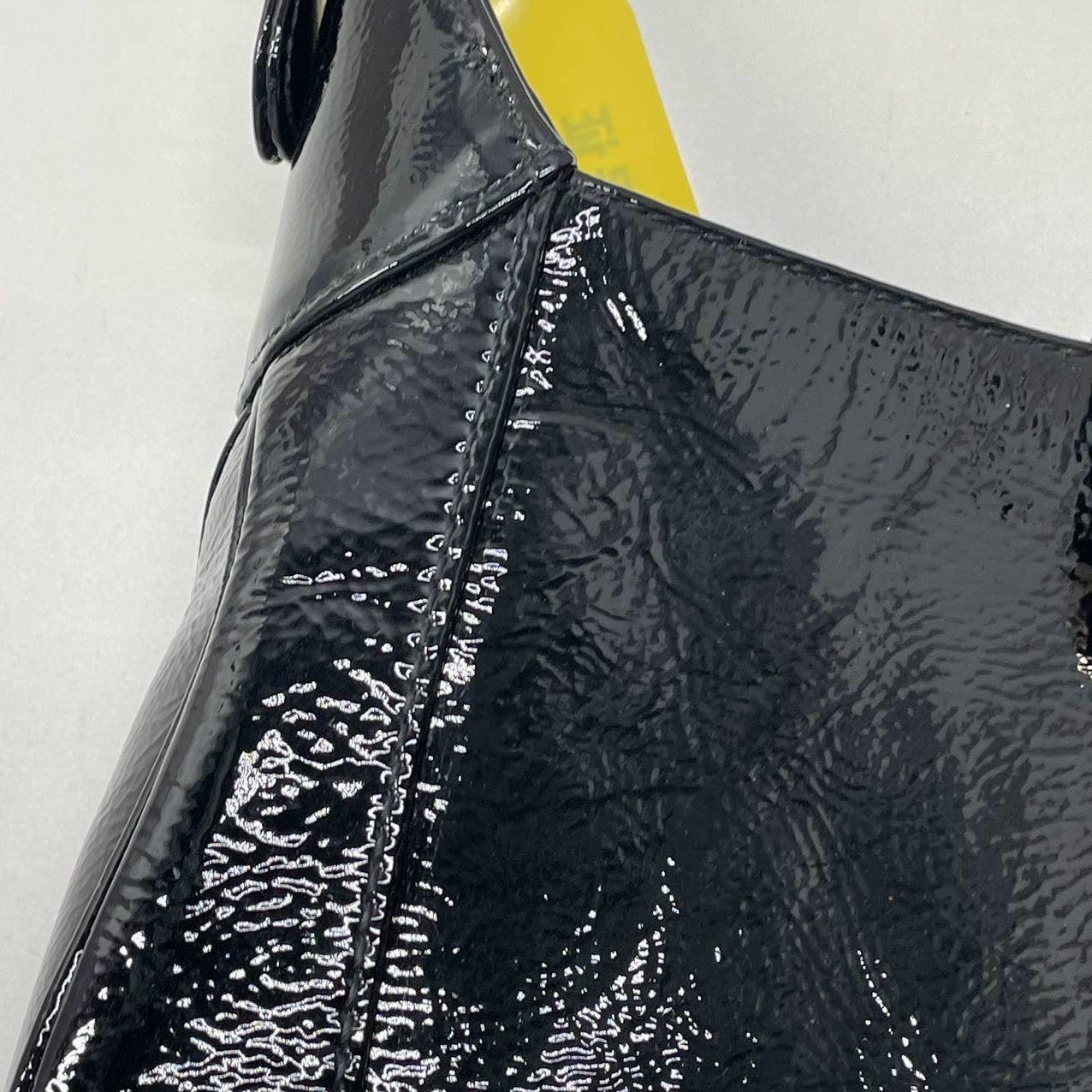 Gucci Jackie 1961 Small Black Patent Leather Shoulder Bag S24 For Sale 9