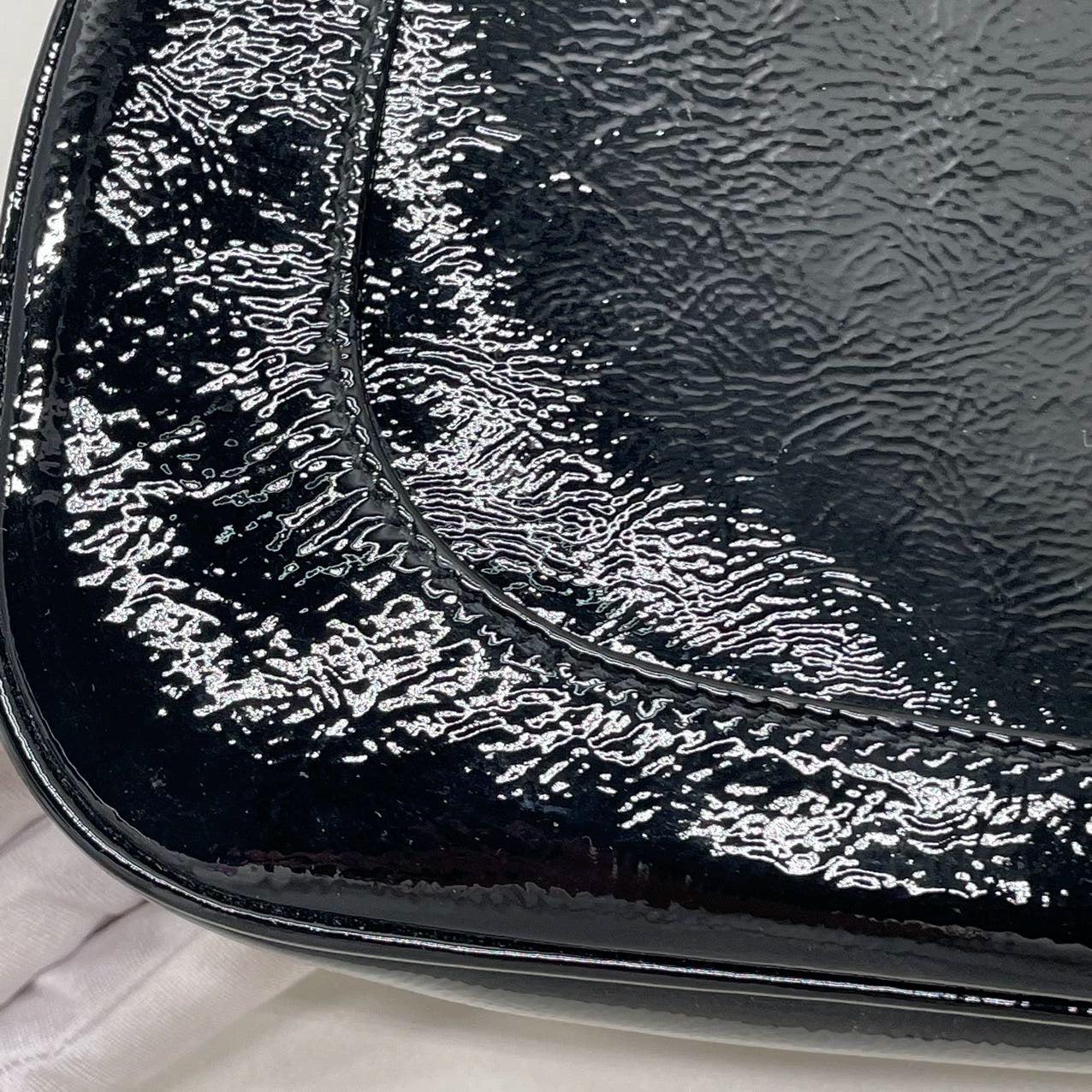 Gucci Jackie 1961 Small Black Patent Leather Shoulder Bag S24 For Sale 10
