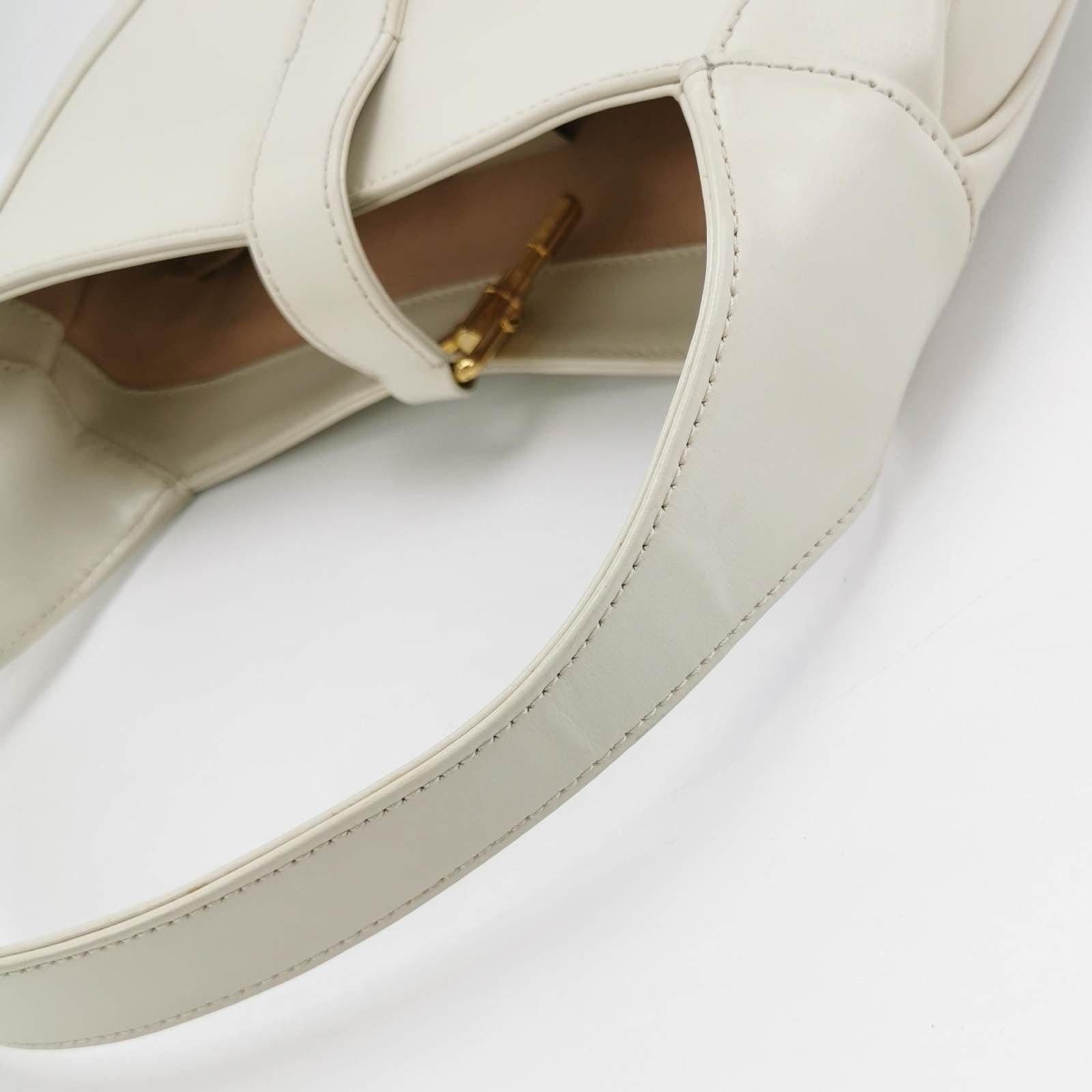 Gucci Jackie 1961 Small Leather Bag with Adjustable Strap Size White For Sale 9