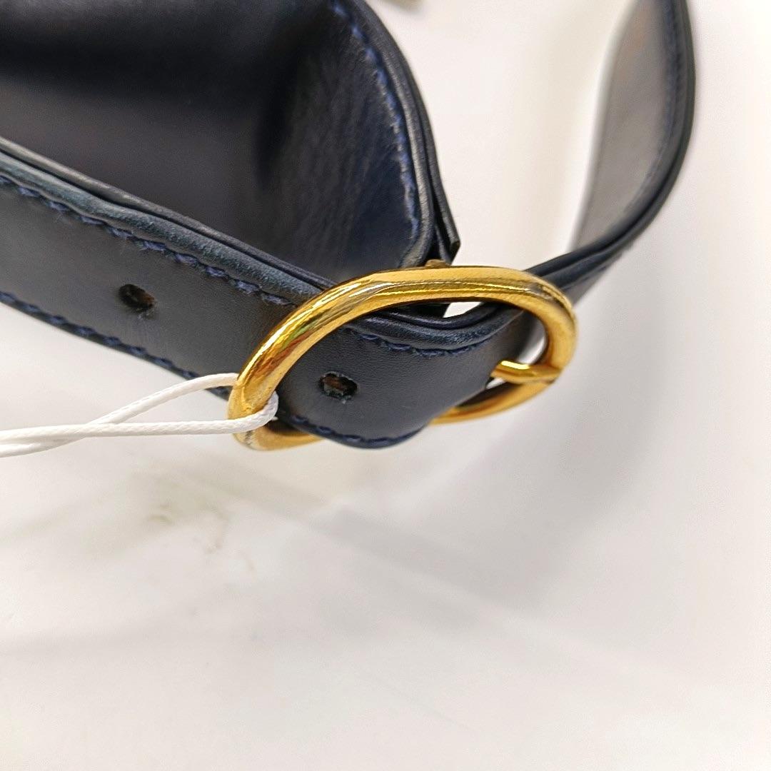 Gucci Jackie 1961 - Petit sac en cuir marine avec bandoulière réglable en vente 8