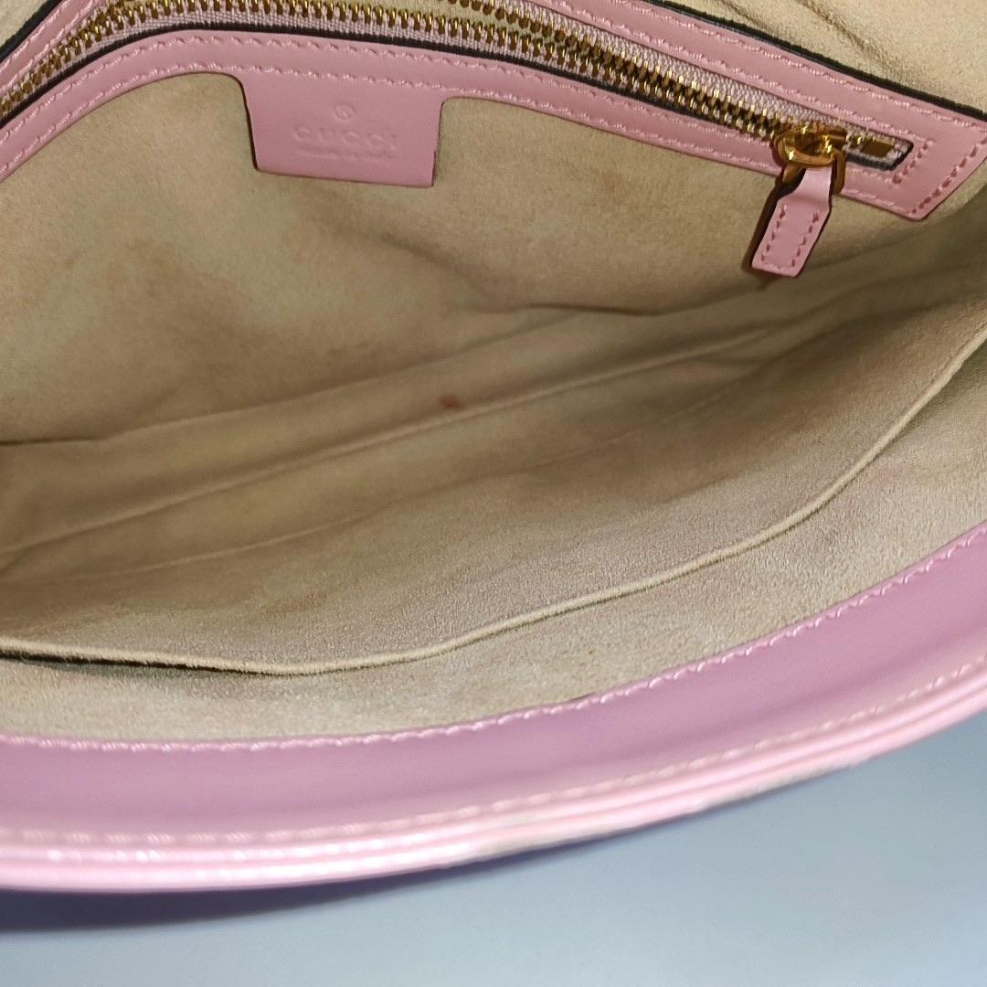 Gucci Jackie 1961 Kleine rosa Ledertasche mit verstellbarem Riemen im Angebot 2