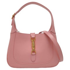 Gucci Jackie 1961 Bolso Pequeño de Piel Rosa con Correa Ajustable