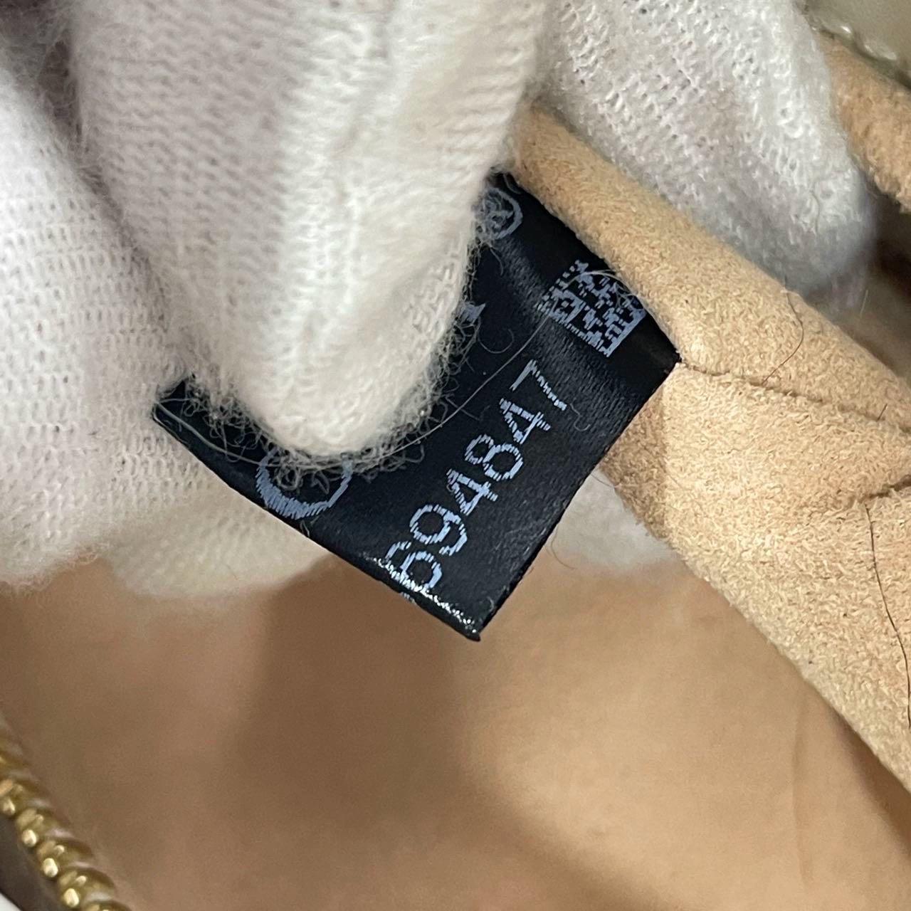 Gucci Jackie 1961 Small White Leather Bag with Adjustable Strap For Sale 6