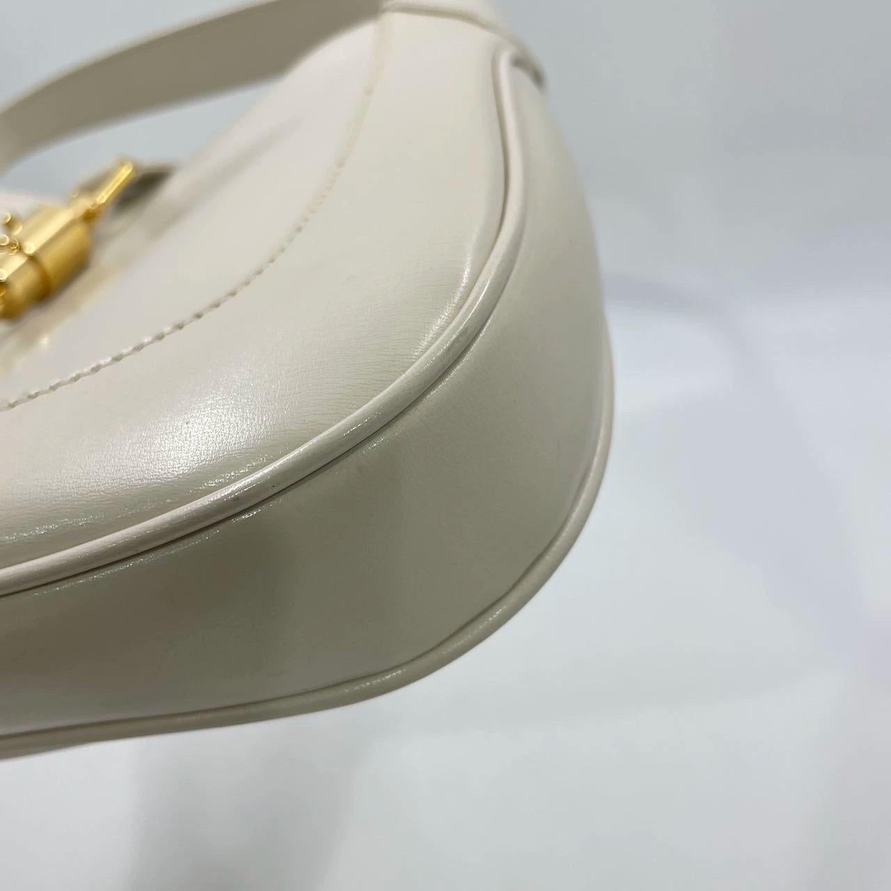 Gucci Jackie 1961 Small White Leather Bag with Adjustable Strap For Sale 8