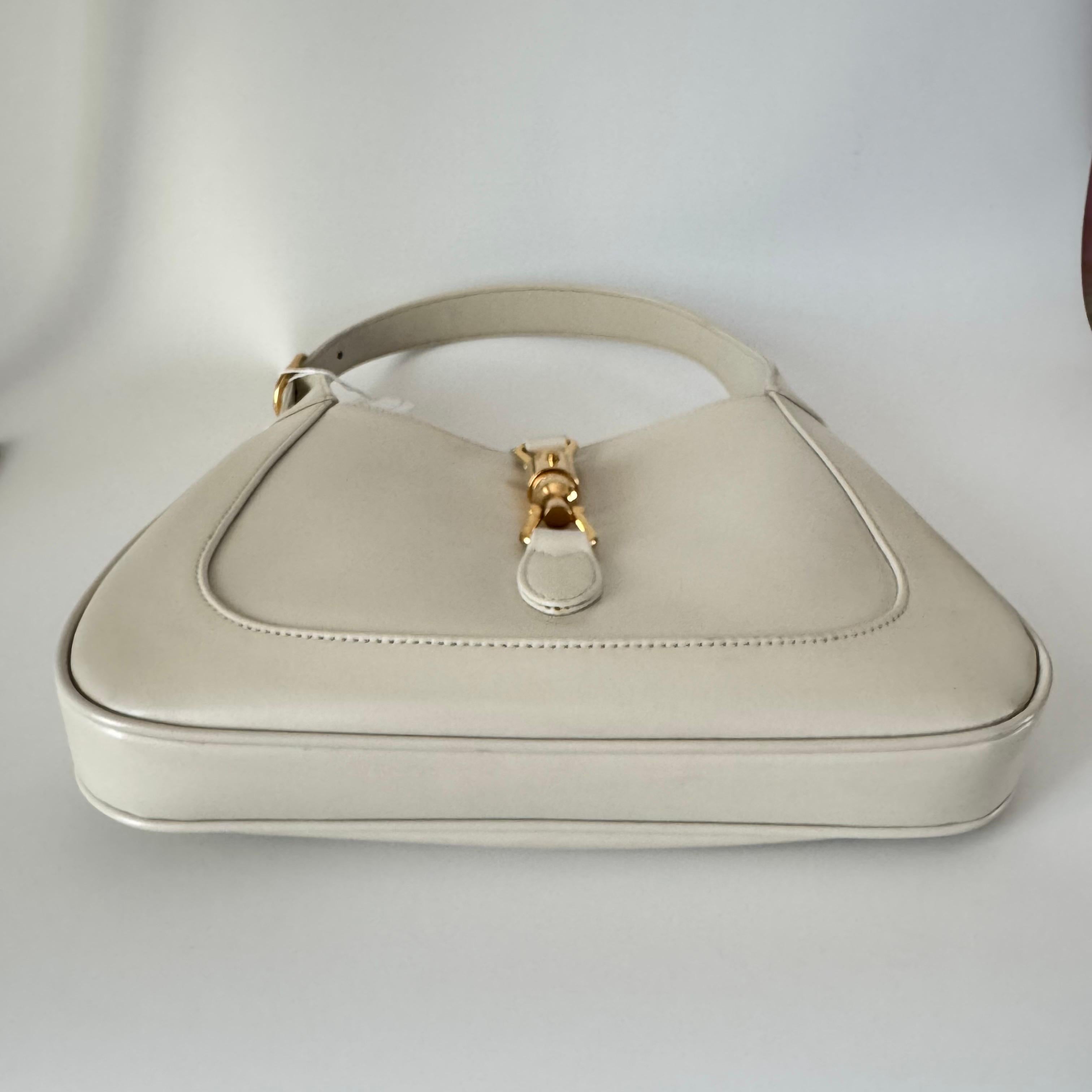 Gucci Jackie 1961 Small White Leather Bag with Adjustable Strap For Sale 1