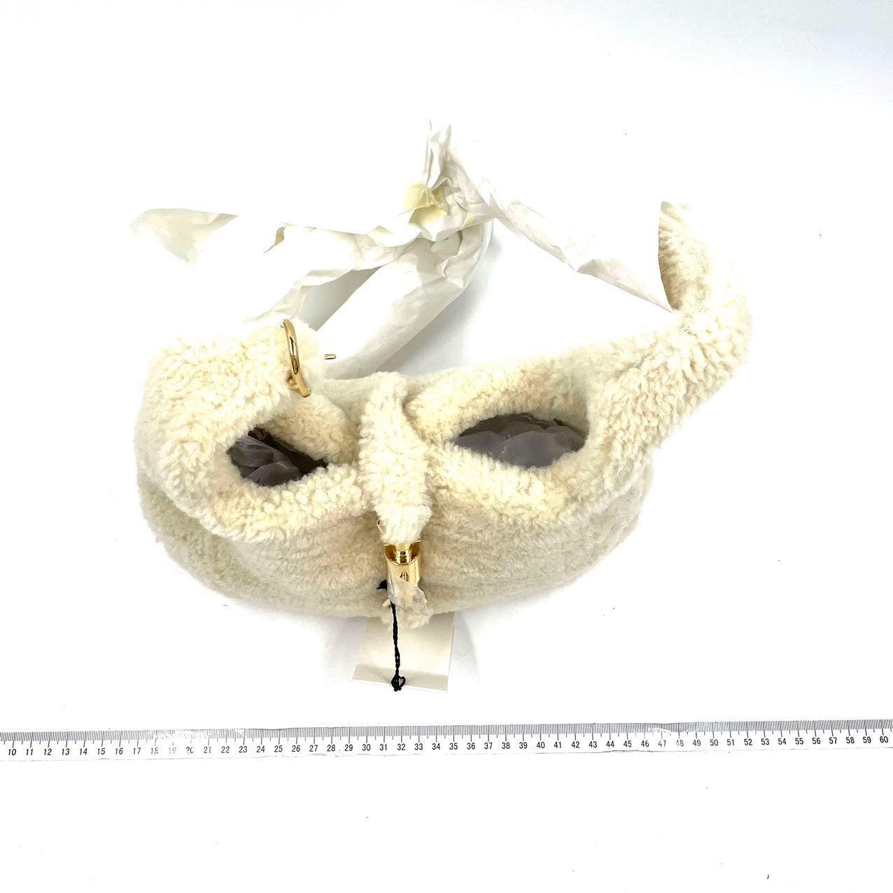 Gray Gucci Jackie 1961 White Fluffy Shearling Bag Small For Sale