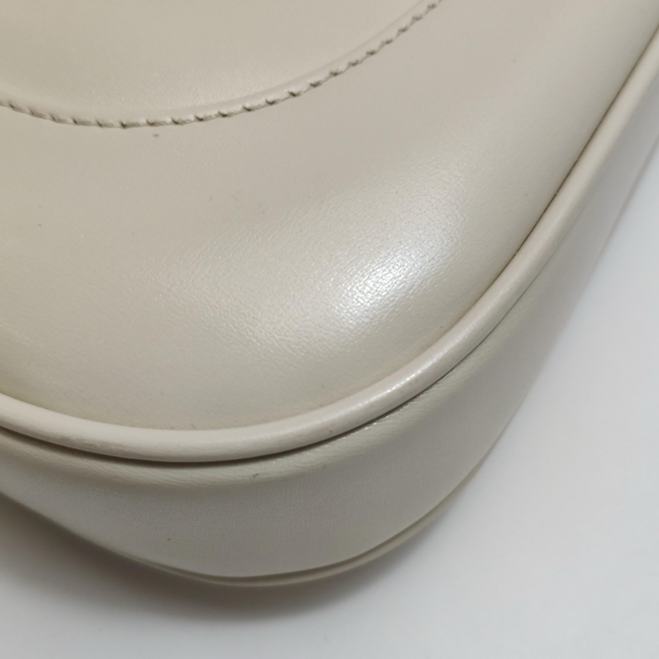 Gucci Jackie 1961 Borsa in pelle bianca Borsa a tracolla piccola con tracolla in vendita 13