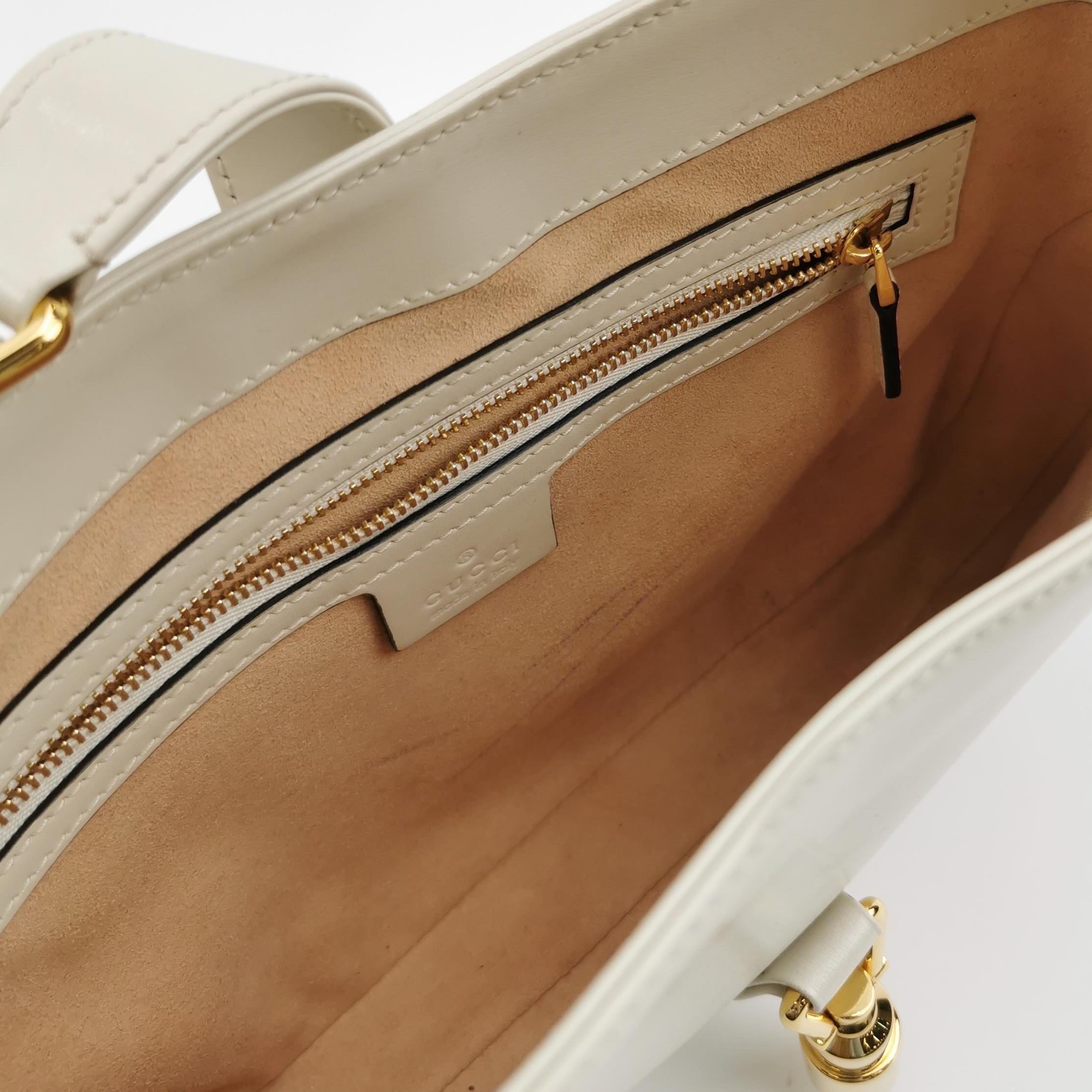 Gucci Jackie 1961 Borsa in pelle bianca Borsa a tracolla piccola con tracolla in vendita 2