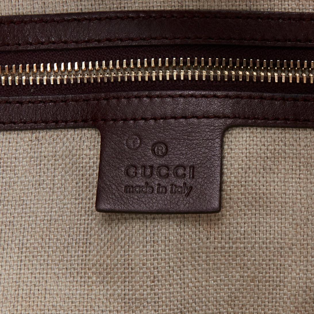 Gucci Jackie Hobo in pelle scamosciata rosso scuro, con morsetto in bambù e borsa a tracolla in vendita 5