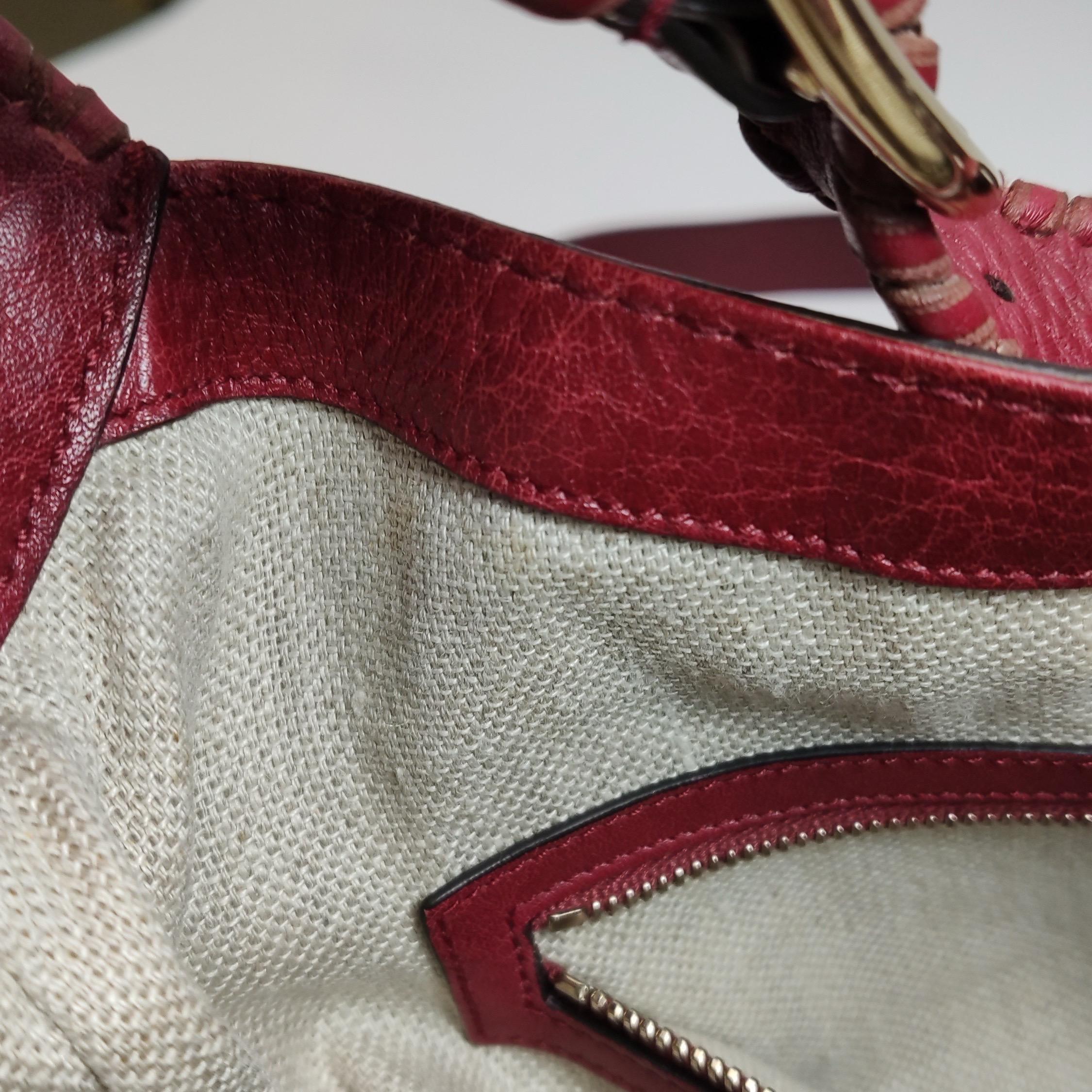 Gucci Jackie Medium Borsa a tracolla in pelle di vitello rossa in vendita 5