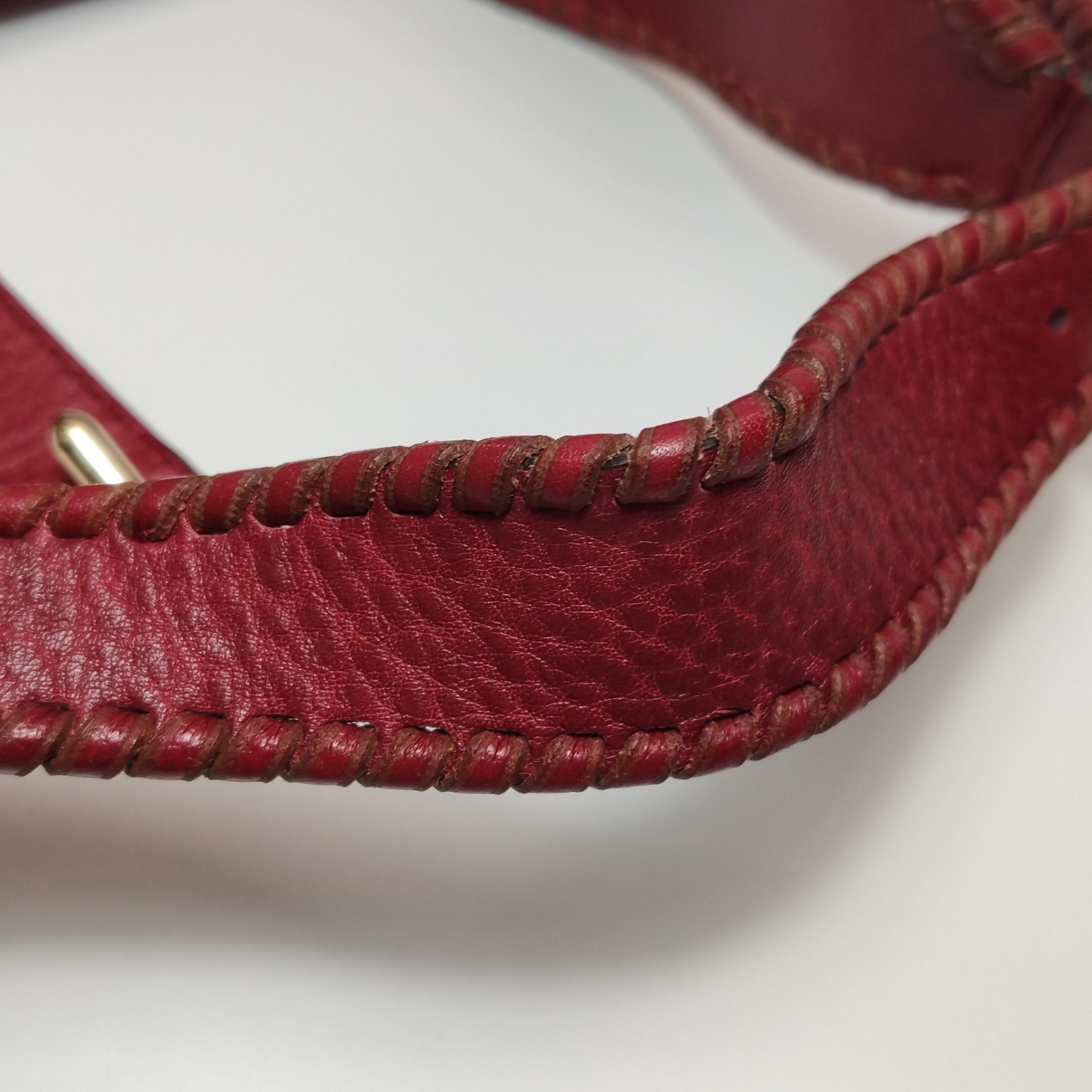Gucci Jackie Medium Borsa a tracolla in pelle di vitello rossa in vendita 9