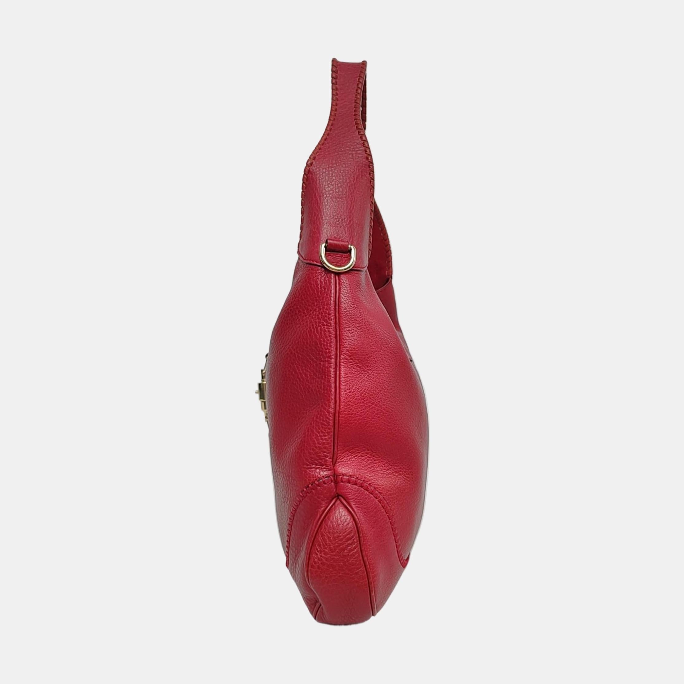 Rouge Gucci Jackie Medium Crossbody Bag en cuir de veau rouge en vente