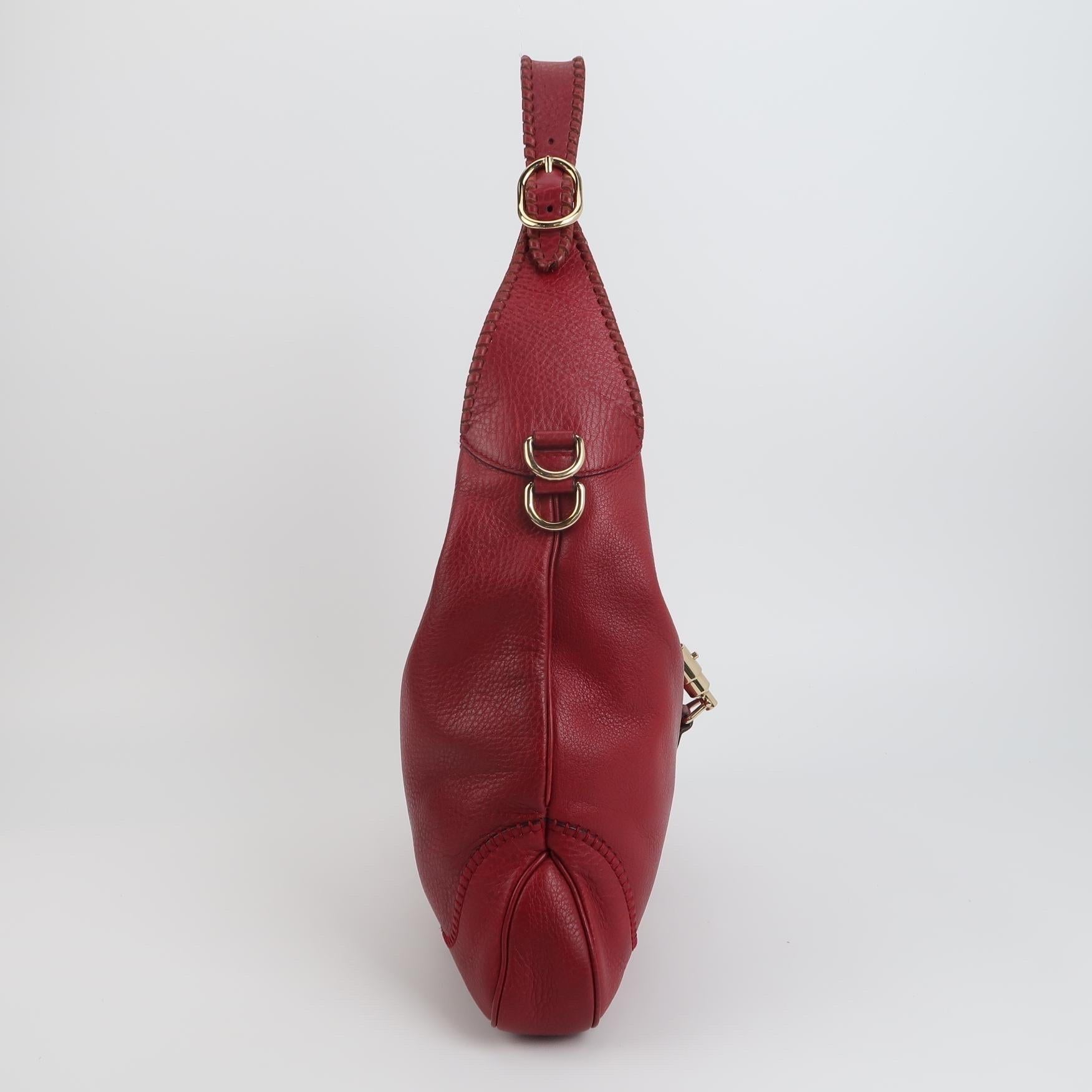 Marrone Gucci Jackie Medium Borsa a tracolla in pelle di vitello rossa in vendita
