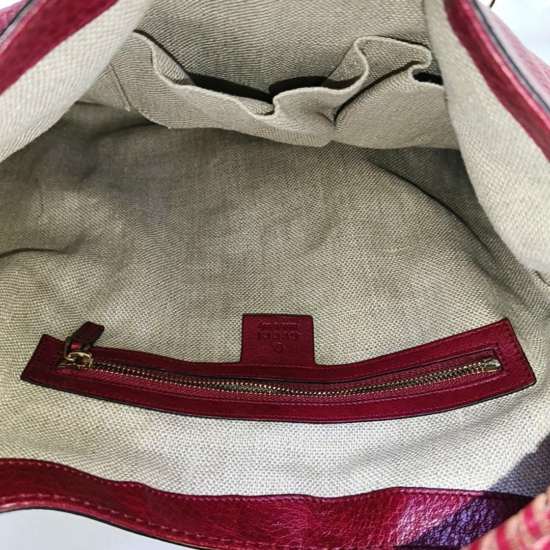 Gucci Jackie Medium Crossbody Bag en cuir de veau rouge en vente 2