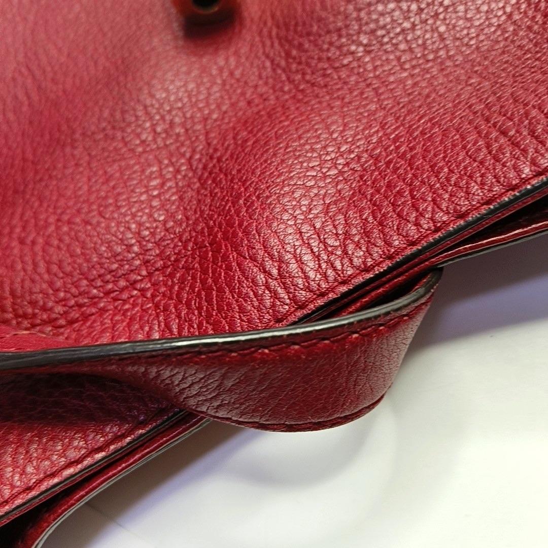 Gucci Jackie Medium Crossbody Bag en cuir de veau rouge en vente 4