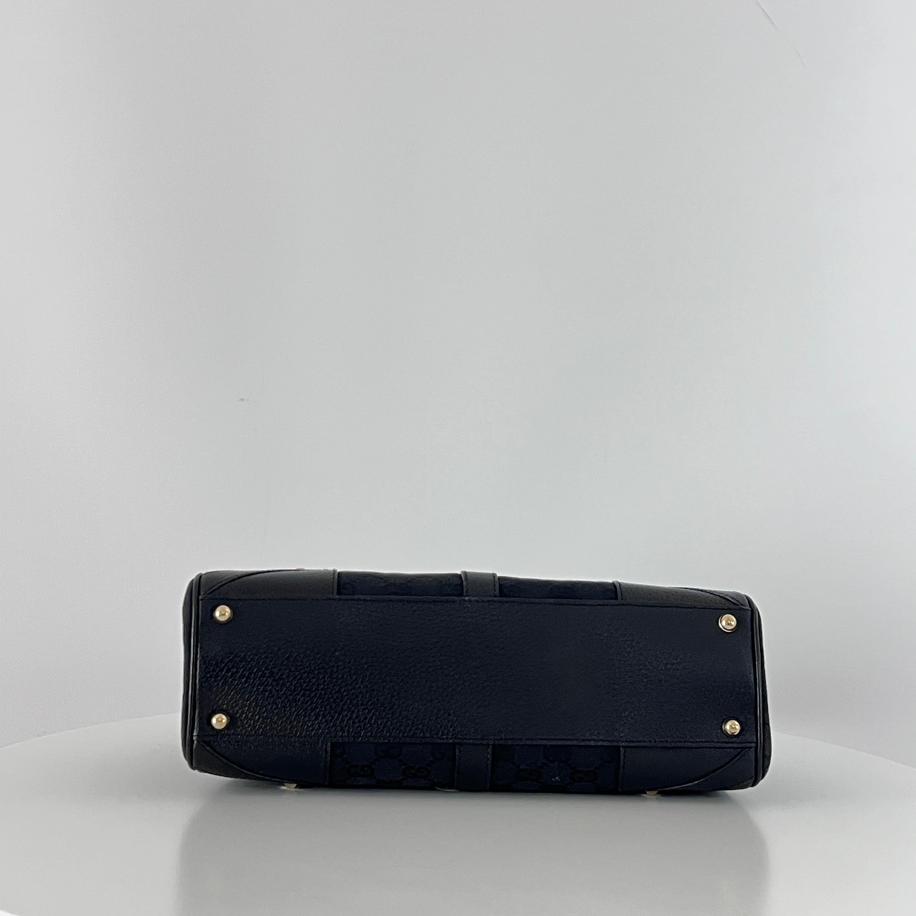 Gucci Jackie Borsa a tracolla in tela e pelle nera circa 2000 in vendita 2