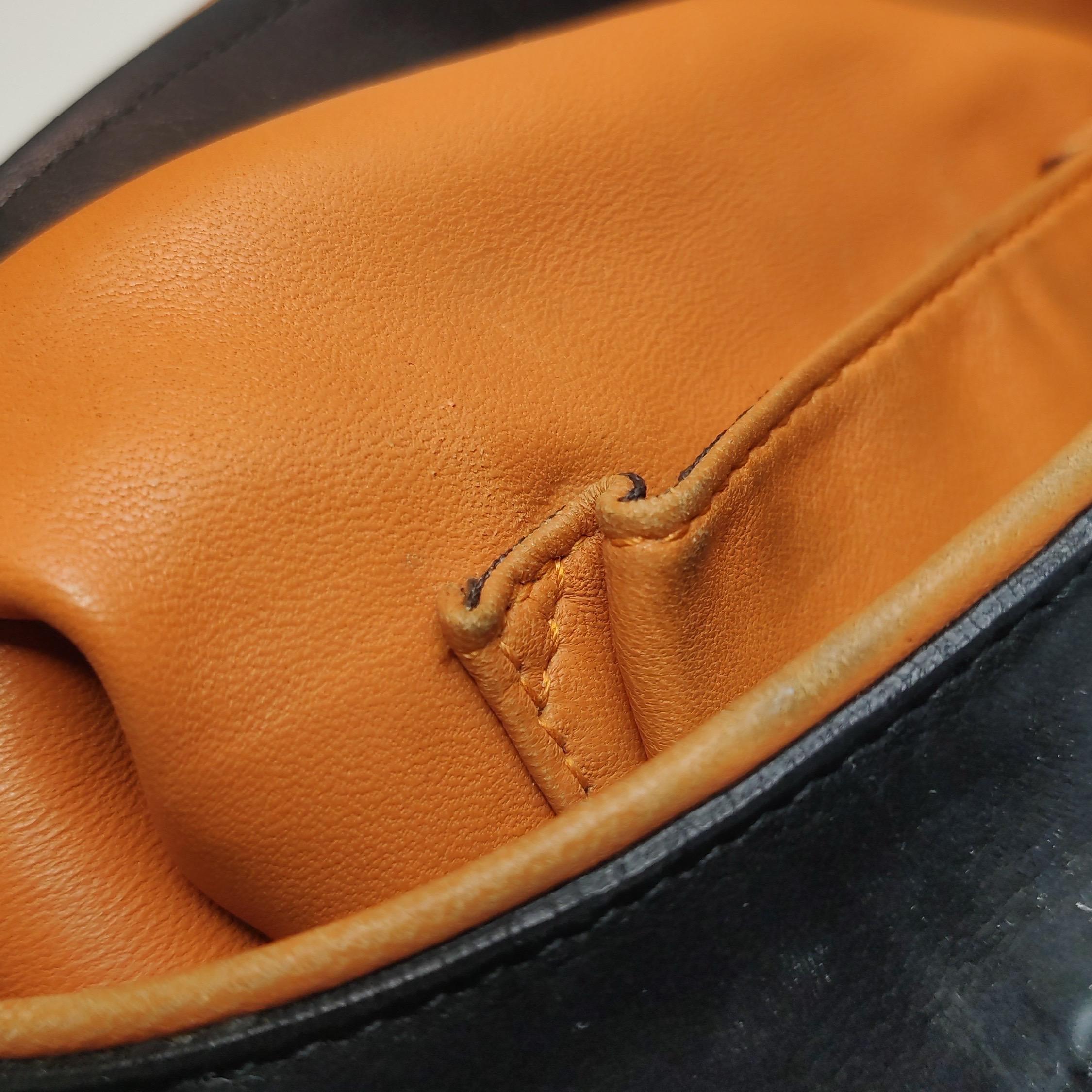Gucci Jackie Soft Medium Schwarz Nubuk Wildleder√äLeder Orange Futter Gold Hardware im Angebot 8