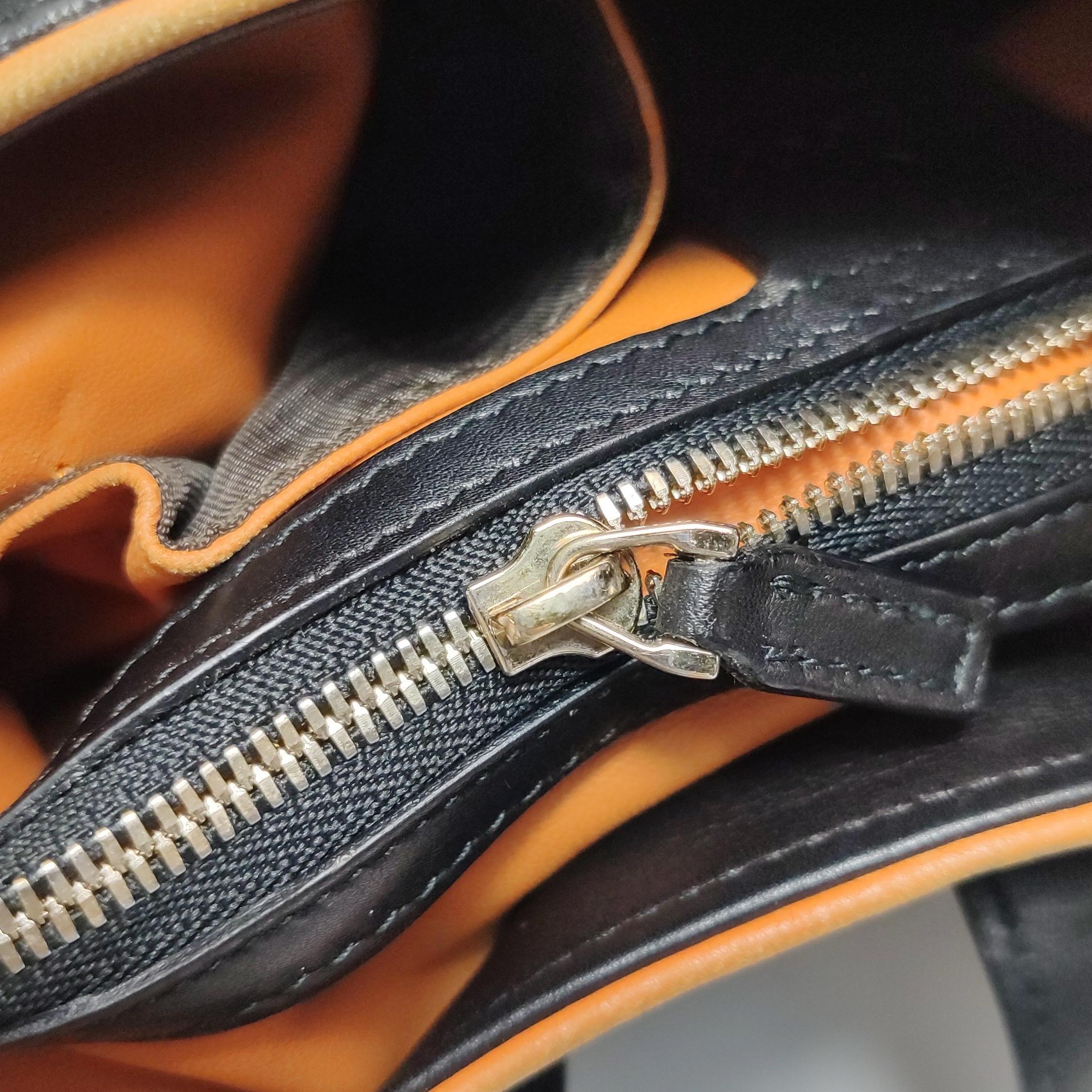 Gucci Jackie Soft Medium Schwarz Nubuk Wildleder√äLeder Orange Futter Gold Hardware im Angebot 10