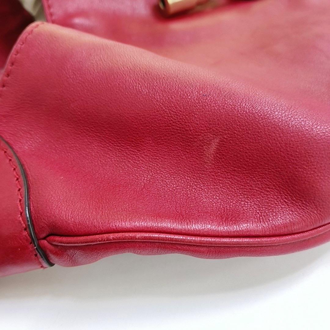 Sac Gucci Jackie Soft Medium Cuir Bourgogne Rouge Or Pistoque Fermeture Pistoque en vente 5