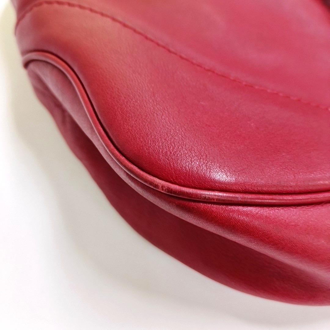 Sac Gucci Jackie Soft Medium Cuir Bourgogne Rouge Or Pistoque Fermeture Pistoque en vente 7