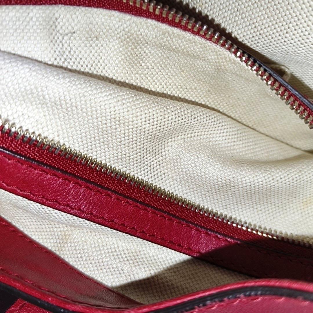 Sac Gucci Jackie Soft Medium Cuir Bourgogne Rouge Or Pistoque Fermeture Pistoque en vente 12
