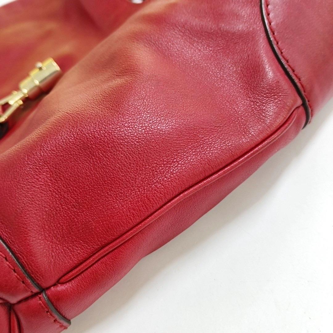 Sac Gucci Jackie Soft Medium Cuir Bourgogne Rouge Or Pistoque Fermeture Pistoque en vente 3