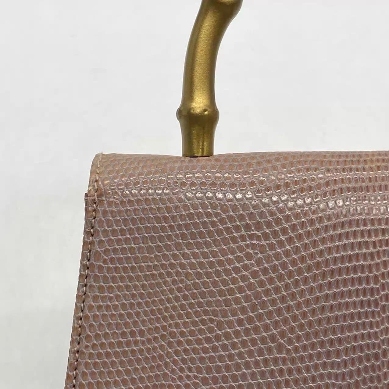 Gucci Jackie Vintage Lilas Purple Top Handle Evening Bag en peau de lézard en vente 15