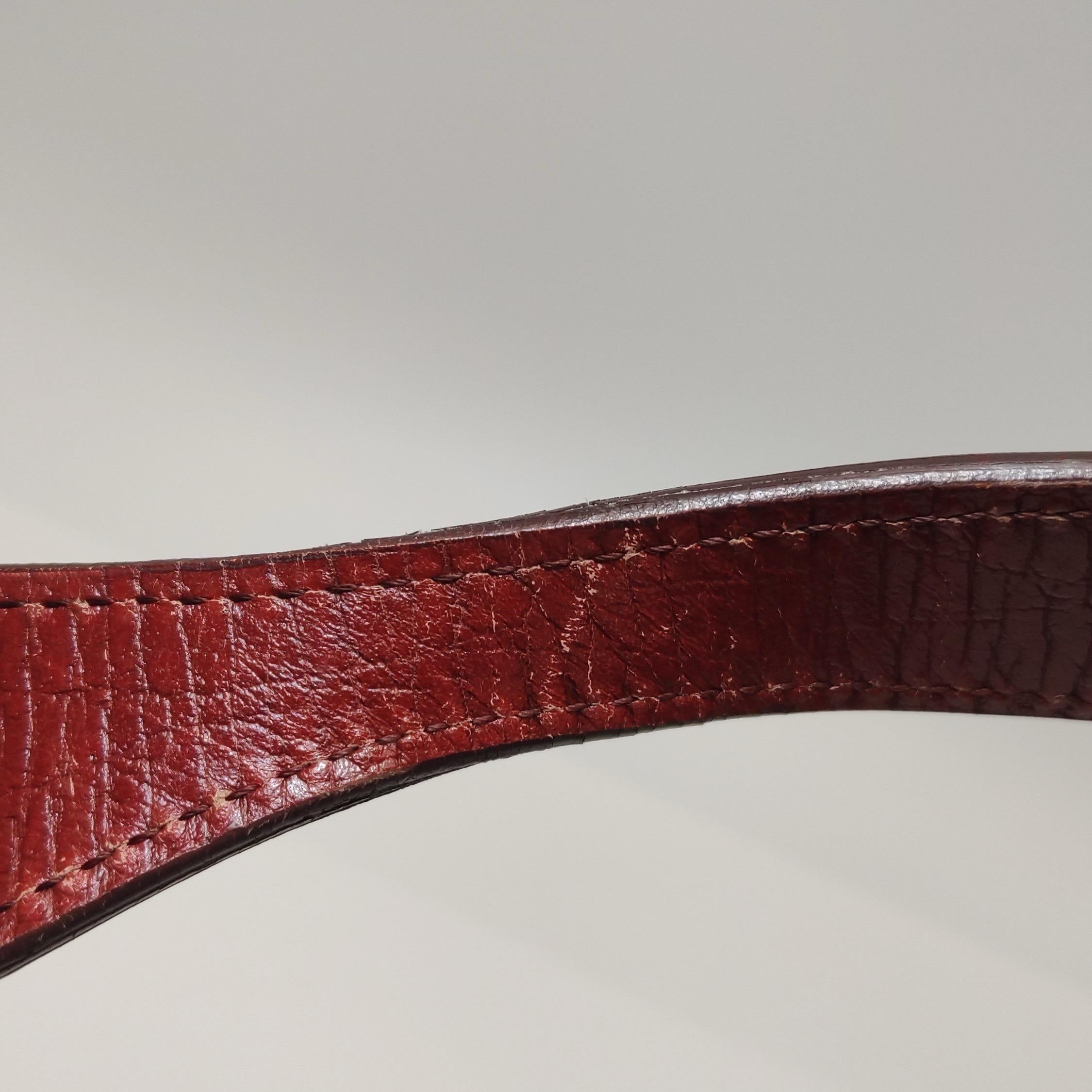 Gucci Jackie Vintage Medium Rot Monogramm Leinen und Leder Silber Hardware im Angebot 9