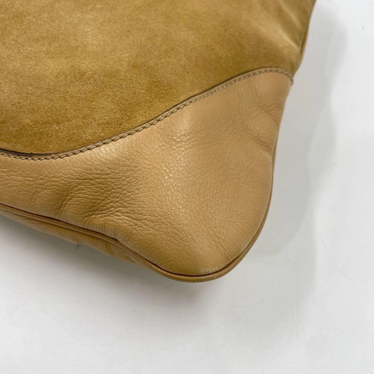 Gucci Jackie Vintage Medium Tan Brown Suede Leather Gold Hardware For Sale 13