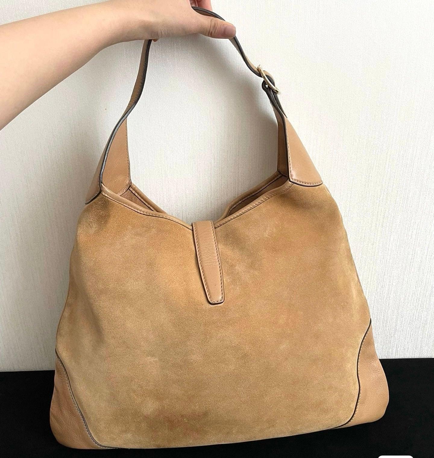 Beige Gucci Jackie Vintage Medium Tan Brown Suede Leather Gold Hardware For Sale