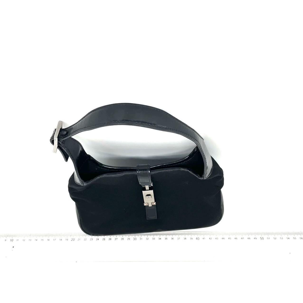 Gucci Jackie Vintage Mini Sac à main en tissu noir et cuir verni en vente 4