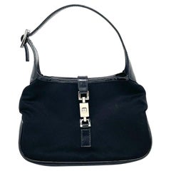 Gucci Jackie Vintage Mini Sac à main en tissu noir et cuir verni