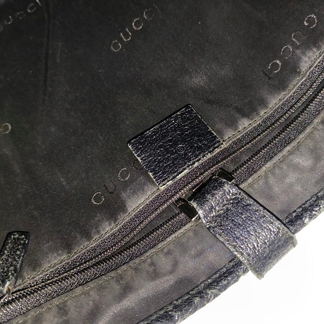 Gucci Jackie Vintage Red Felt and Black Leather Silver Hardware For Sale 11