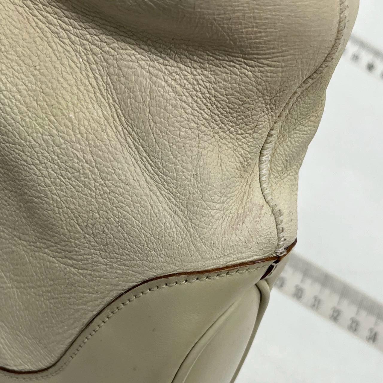 Gucci Jackie Vintage Soft White Leather Bag Medium with Fur lining For Sale 8