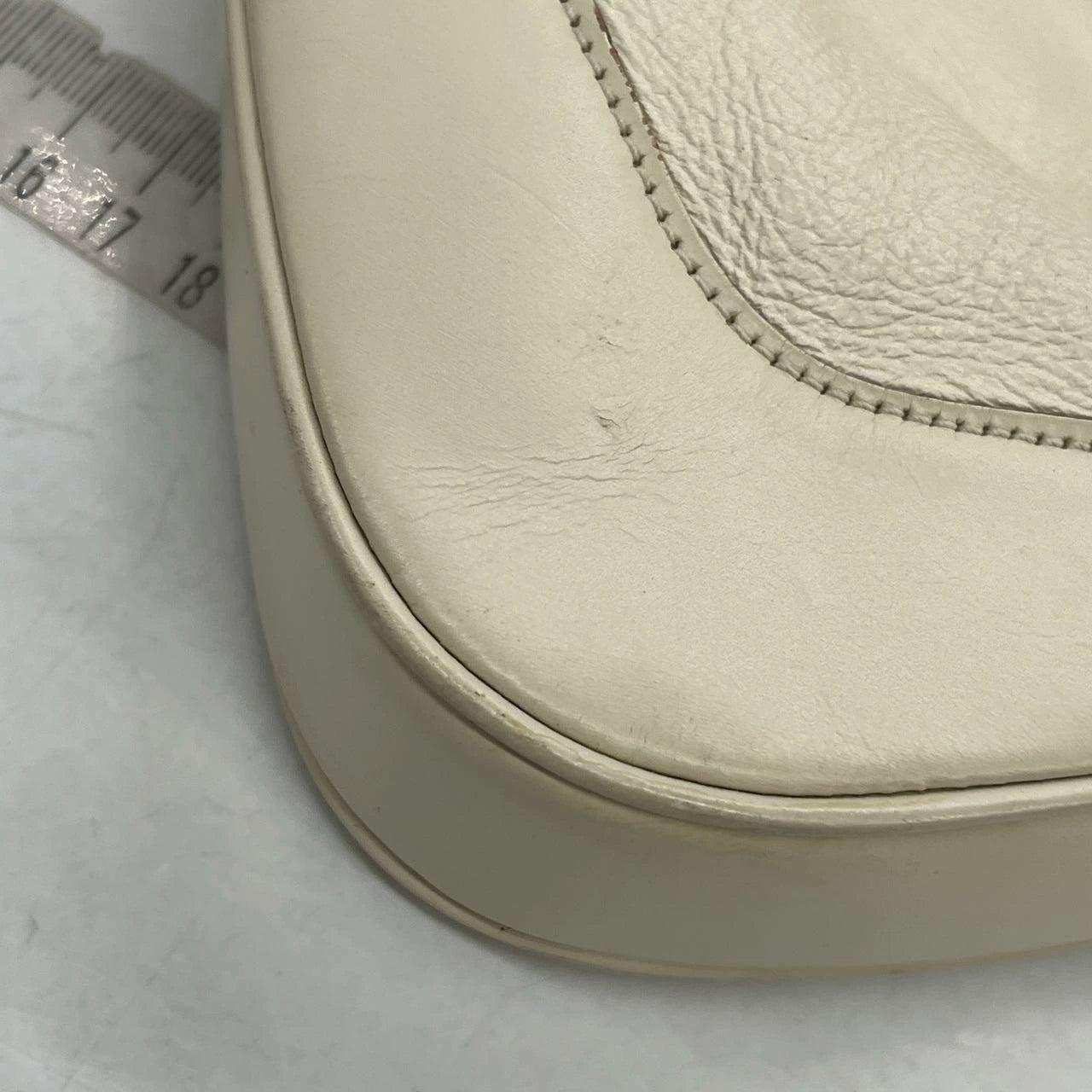 Gucci Jackie Vintage Soft White Leather Bag Medium with Fur lining For Sale 10