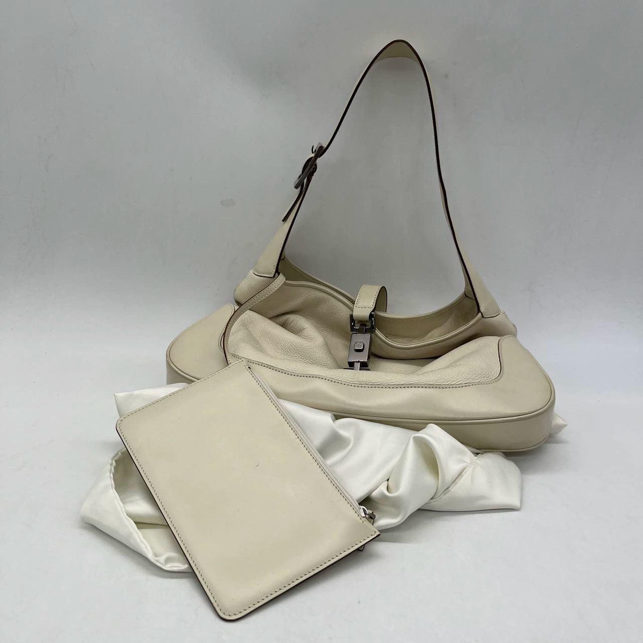 Gucci Jackie Vintage Soft White Leather Bag Medium with Fur lining For Sale 3
