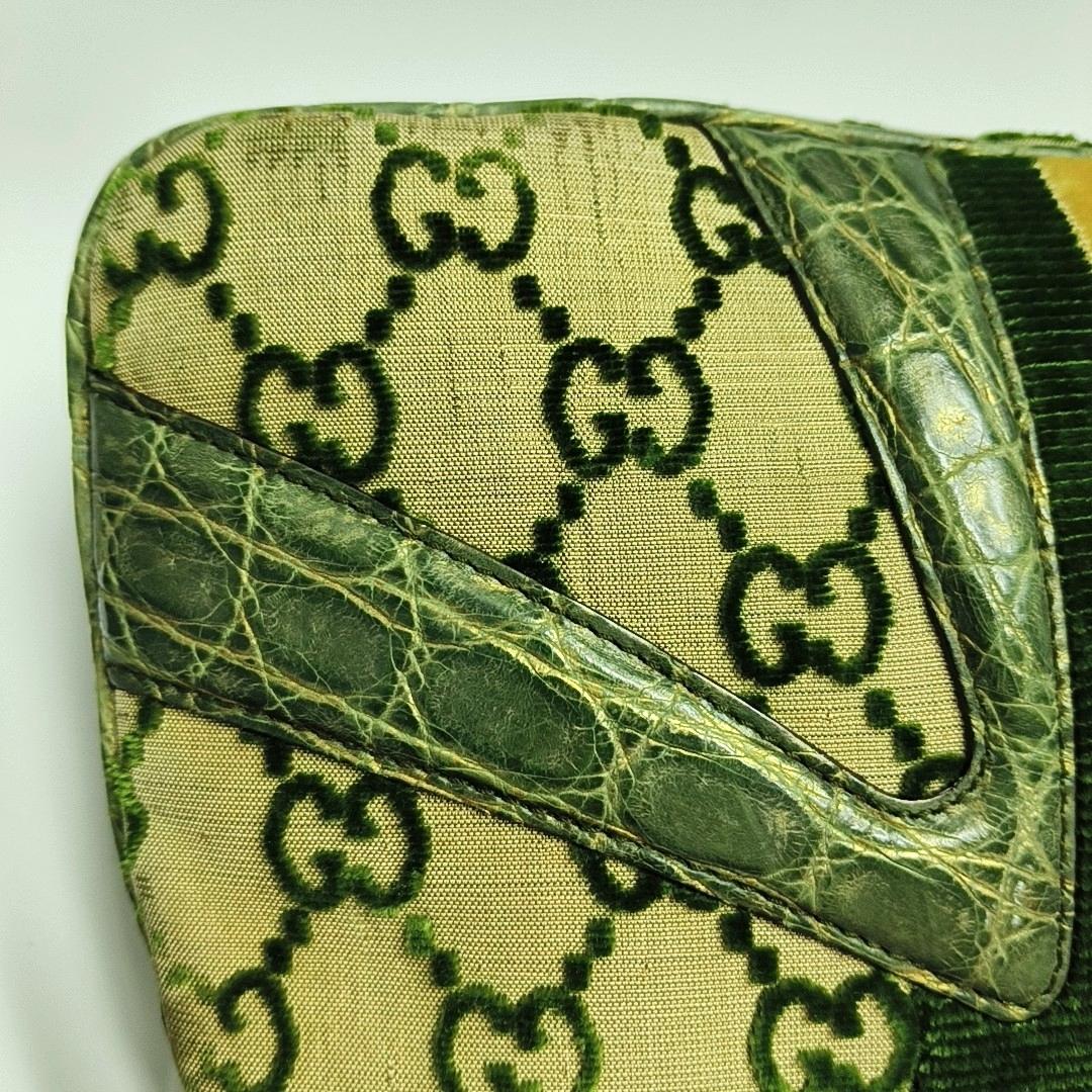 Gucci Jeweled Dragon Bag Green Crocodile and GG Velvet Bamboo Chain Strap in vendita 9