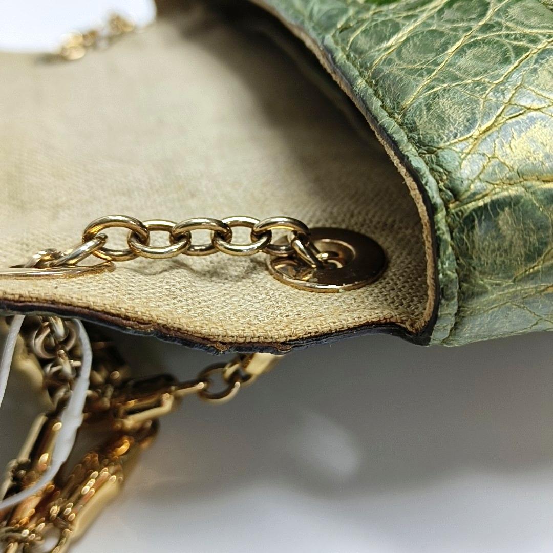 Gucci Jeweled Dragon Bag Green Crocodile and GG Velvet Bamboo Chain Strap in vendita 3